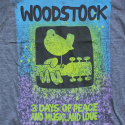 MUSIC & LOVE T-SHIRTS