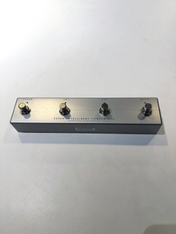 【生産完了品】DarkglassElectronics Super intelligent Footswitch【未使用品】