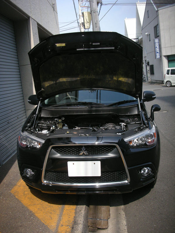 ボンネットダンパー