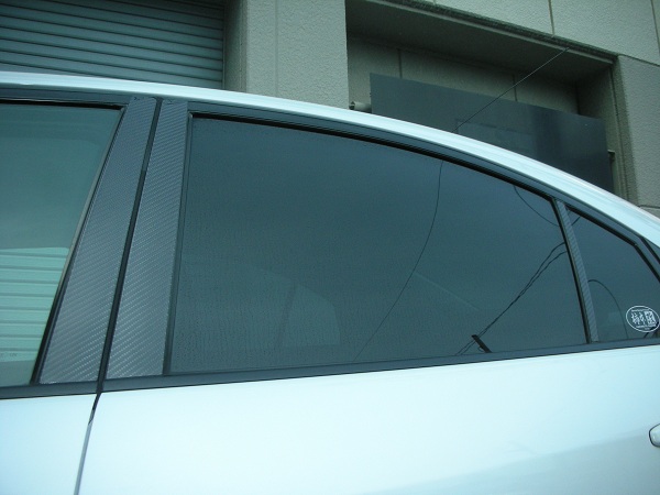 カーボンピラーパネル