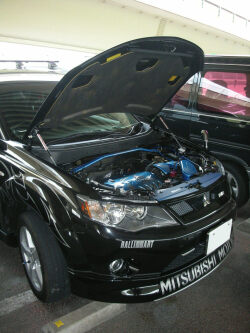 ボンネットダンパー