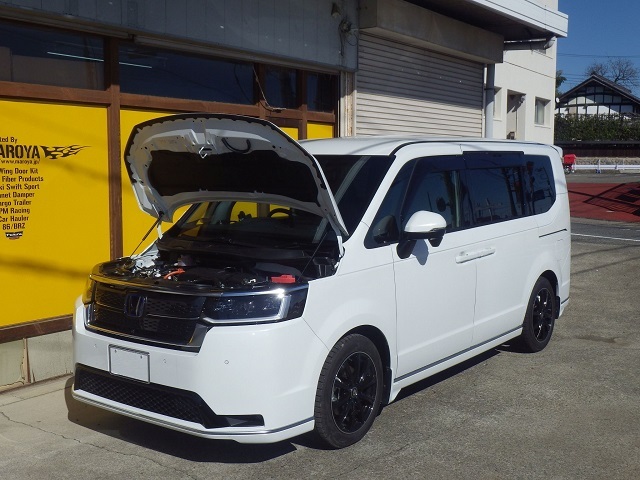 ホンダ ステップワゴン E：HEV[RP8]用ボンネットダンパー