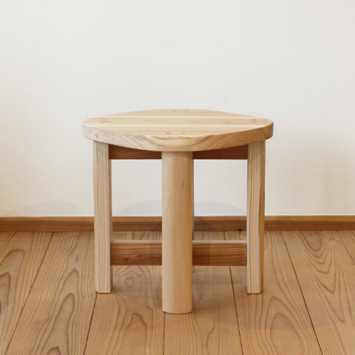 ビーンズスツール】国産杉無垢 オイル塗装の豆型チェア