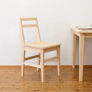 ライトチェア 板座 軽量 椅子 ダイニングチェア ひのき無垢 オイル塗装 天然木製 国産　