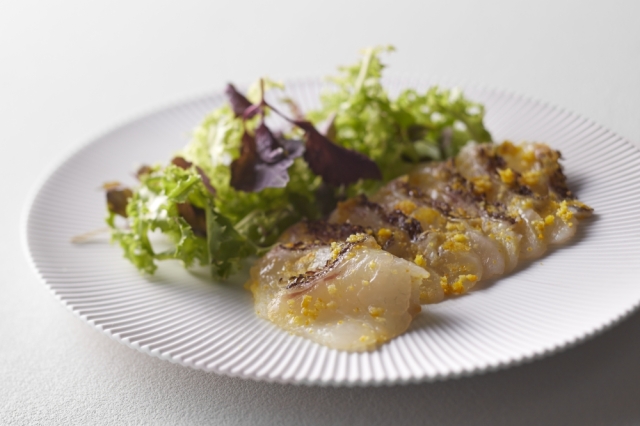 柚子〆真鯛のカルパッチョ