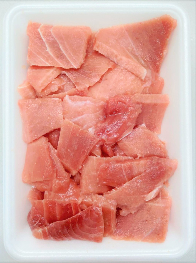 【お徳用・業務用】冷凍目鉢中トロ鮪切落し500ｇ