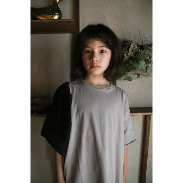 【洗える・日本製・綿100】Urban Safari アシンメトリーTシャツ 70％OFF】ウジュ 105UJ91ATS1-S(M) アシンメトリー袖ビッグT