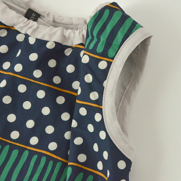 トッカ 幾何学模様ノースリーブワンピース サイズ6 幾何学模様