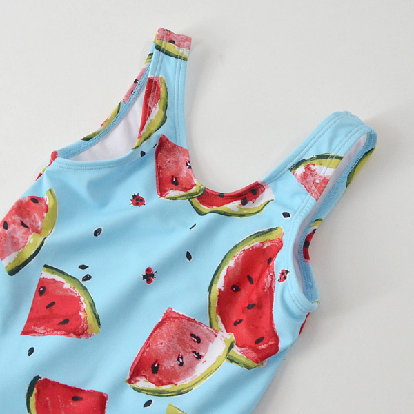 メール便可 ハッカキッズ Mmm スイカプリントワンピース水着 キッズ トップス ボトムス 女の子用水着 スイムウエア 総柄 海 プール 水遊び 子供服 Hakka Kids 公式 Marumiya World 本店