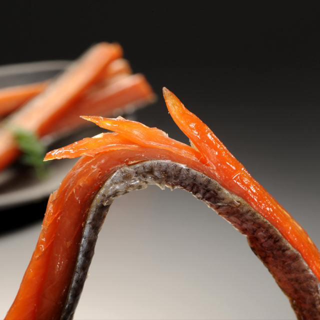 天然めじか鮭 燻製