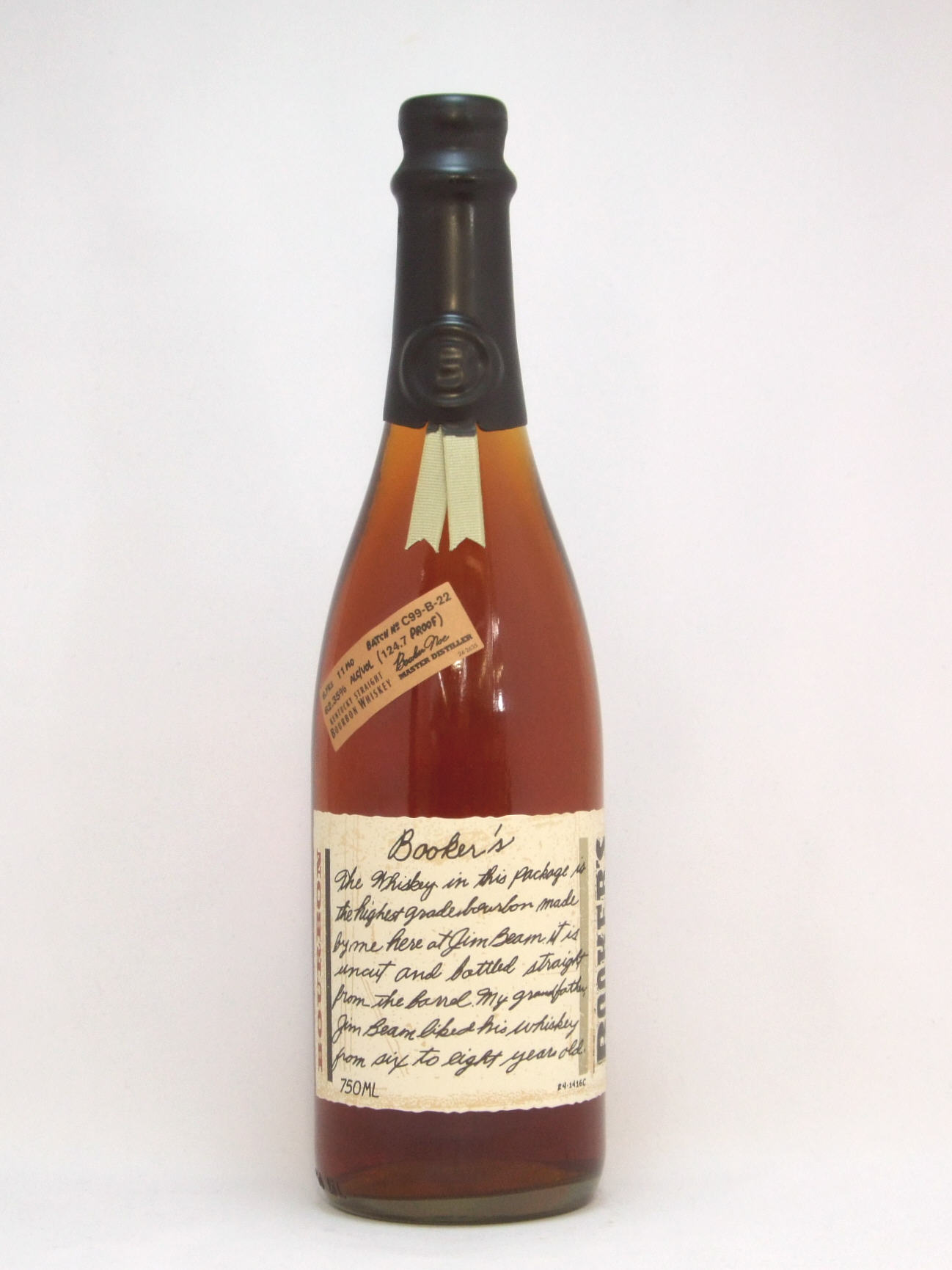 ブッカーズ 750ml （木箱入り）