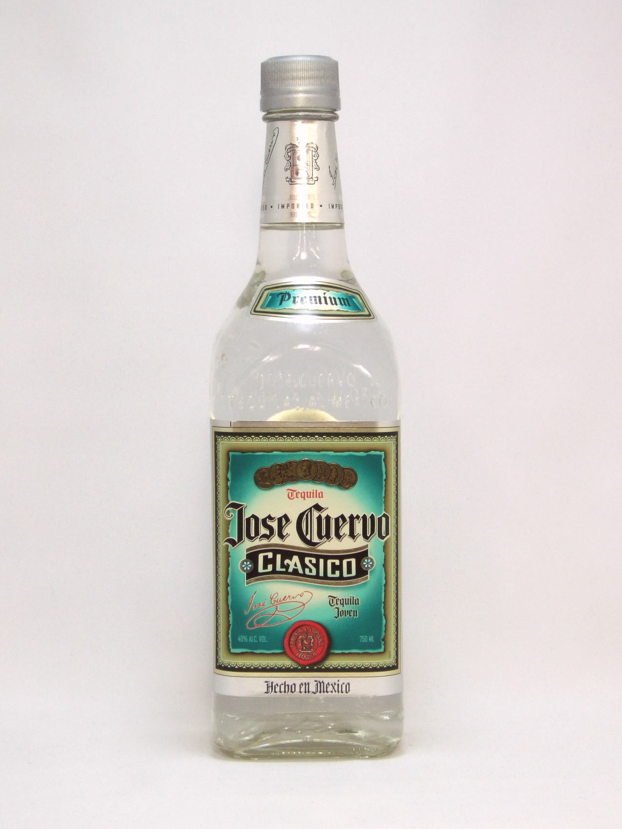ホセ・クエルボ クラシコ（シルバー） 40度 750ml
