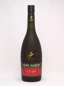 レミー・マルタン VSOP 40度 700ml （箱入り）