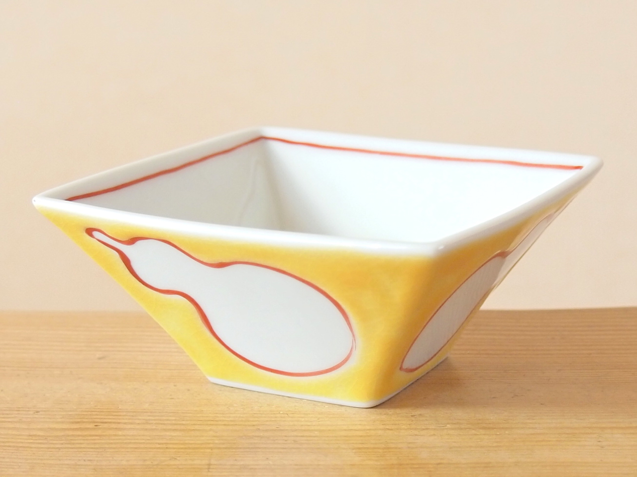 九谷焼　3.5号角小鉢