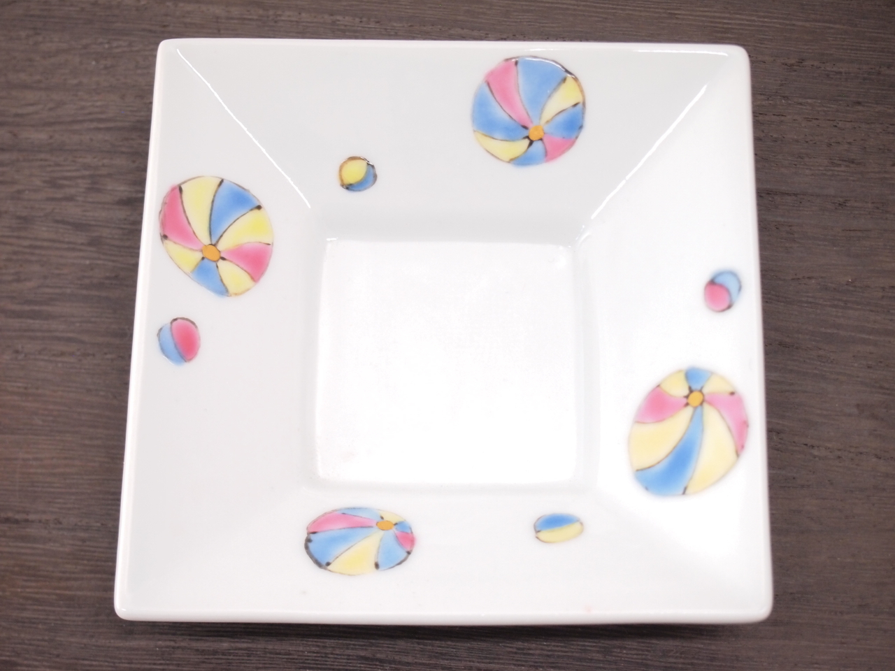 九谷焼 和陶房 3.5号角皿/小皿 豆皿/  紙風船　ピンク　 辺10.5×高2.3cm