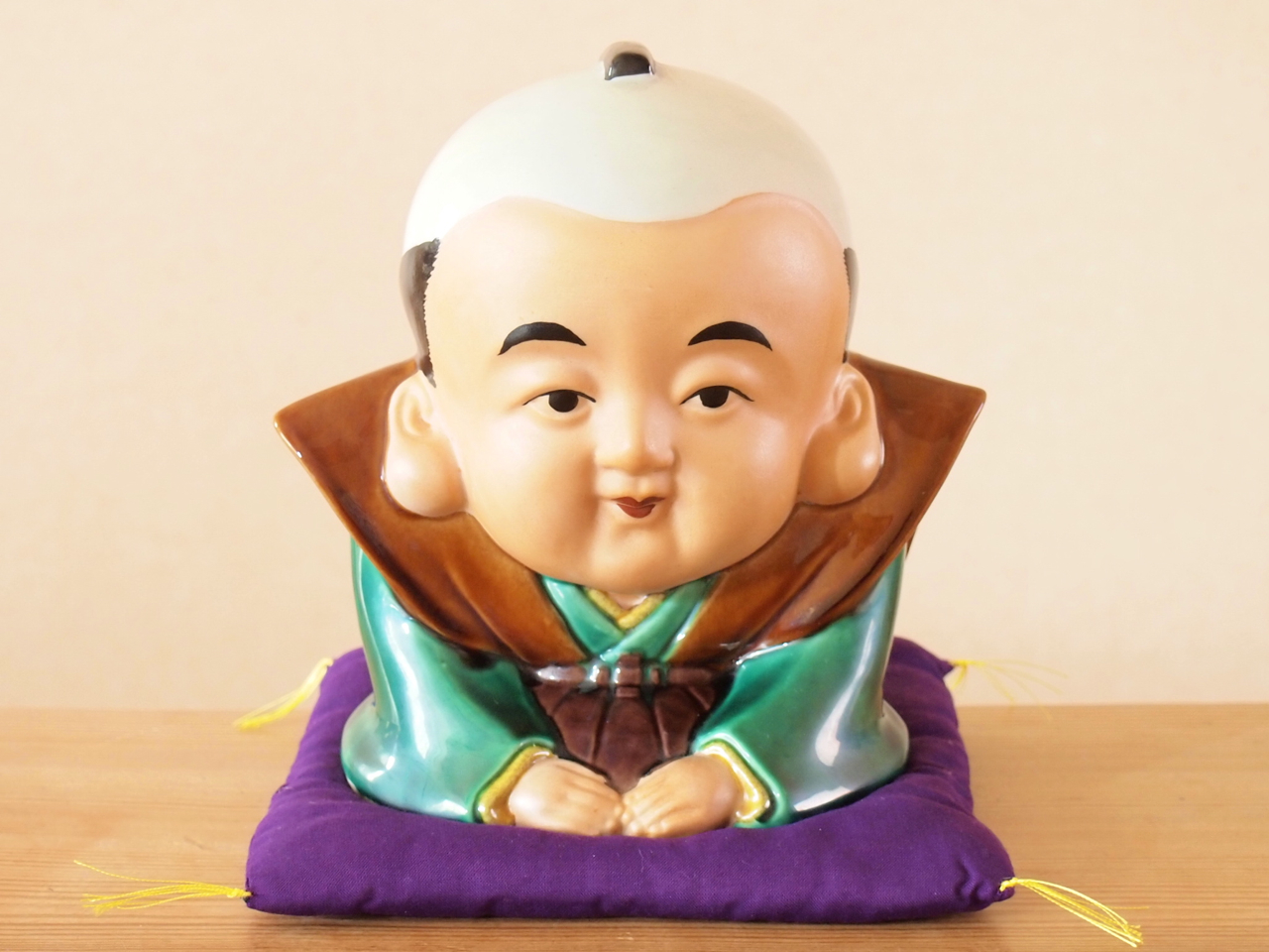 九谷焼福助(６号) 九谷焼 6号福助 交趾 布団付 九谷焼マルヨネ 陶芸窯和陶房