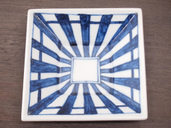 九谷焼 和陶房 3.5号角皿/小皿 豆皿/  染付垣根文　 辺10.5×高2.3cm