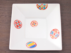 九谷焼 和陶房 3.5号角皿/小皿 豆皿/  赤丸小紋　 辺10.5×高2.3cm