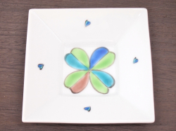 九谷焼 和陶房 3.5号角皿/小皿 豆皿/  色絵四葉　 辺10.5×高2.3cm