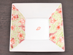 九谷焼 和陶房 3.5号角皿/小皿 豆皿/  色絵桜紋（ヒワ）　 辺10.5×高2.3cm
