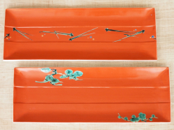 九谷焼 和陶房 長角皿 朱地松