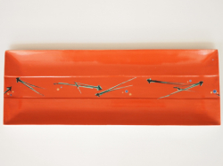 九谷焼 和陶房 長角皿 朱地松葉