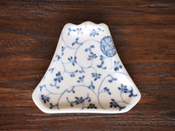 豆皿 富士山 染付丸紋唐草 /小皿 豆皿 吉祥紋古典絵変り/九谷焼 和陶房/幅9×奥7.5×高1.2cm