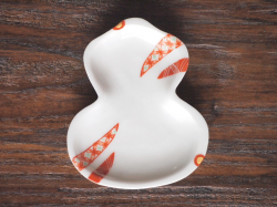 豆皿 瓢箪 赤帯小紋 /小皿 豆皿 吉祥紋古典絵変り/九谷焼 和陶房/幅6.9×奥8.9×高1.2cm