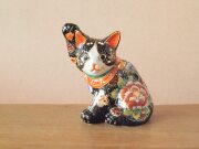 5.5号横座招き猫　黒盛花と蝶