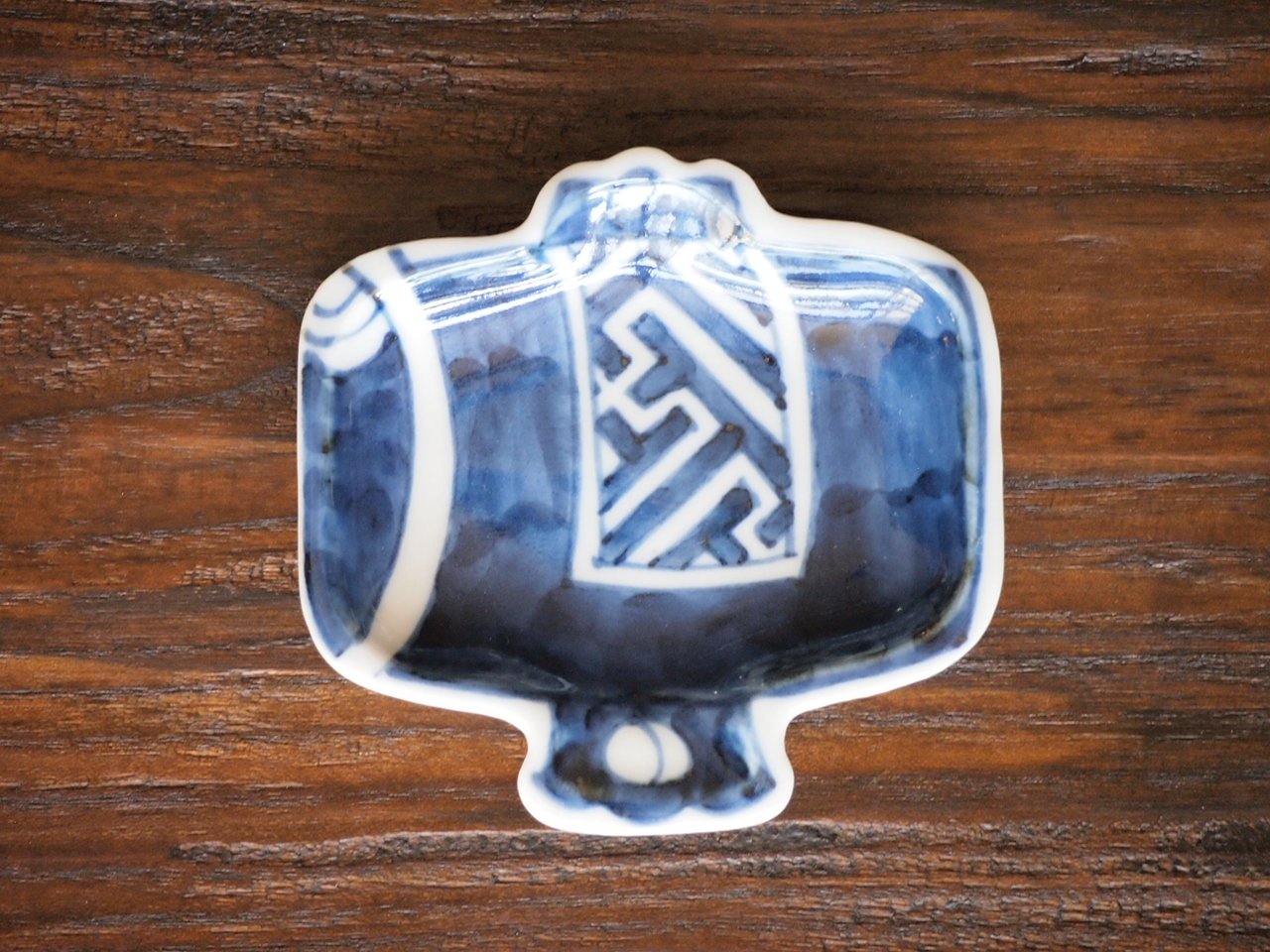 豆皿 小槌 染付小槌 /小皿 豆皿 吉祥紋古典絵変り/九谷焼 和陶房 /幅8×奥7.8×高1.2cm