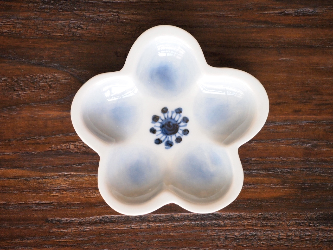 豆皿 梅 染付花 /小皿 豆皿 吉祥紋古典絵変り /九谷焼 和陶房 /幅8.5×奥8.5×高1.2cm