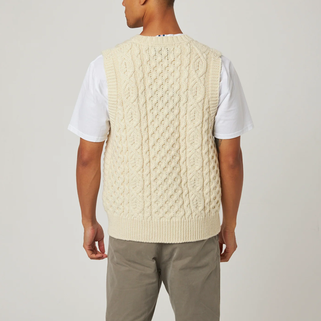 hv52020_ecru_fit_3.png