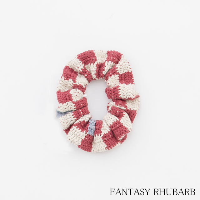 scrunchie_fantasyrhubarb_1n.png