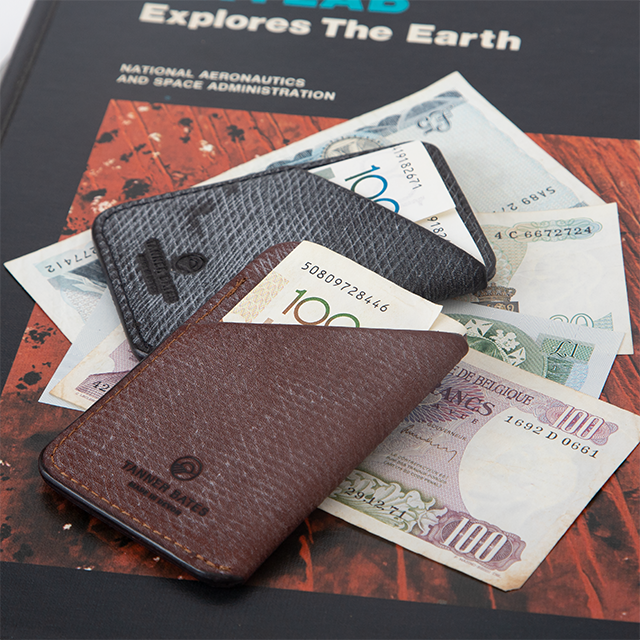 TANNER BATES ロシアキップレザーサールストーンカードホルダー