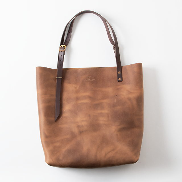vixentotebag_browngold_1.png