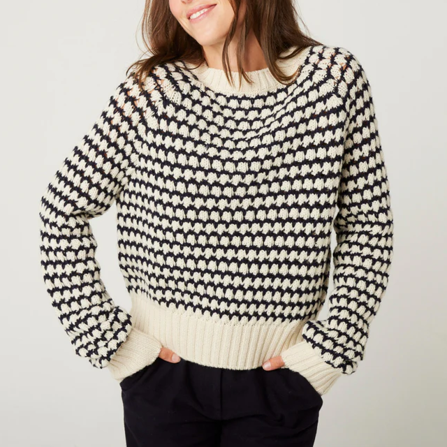 wj51052_cream_fit_1.png
