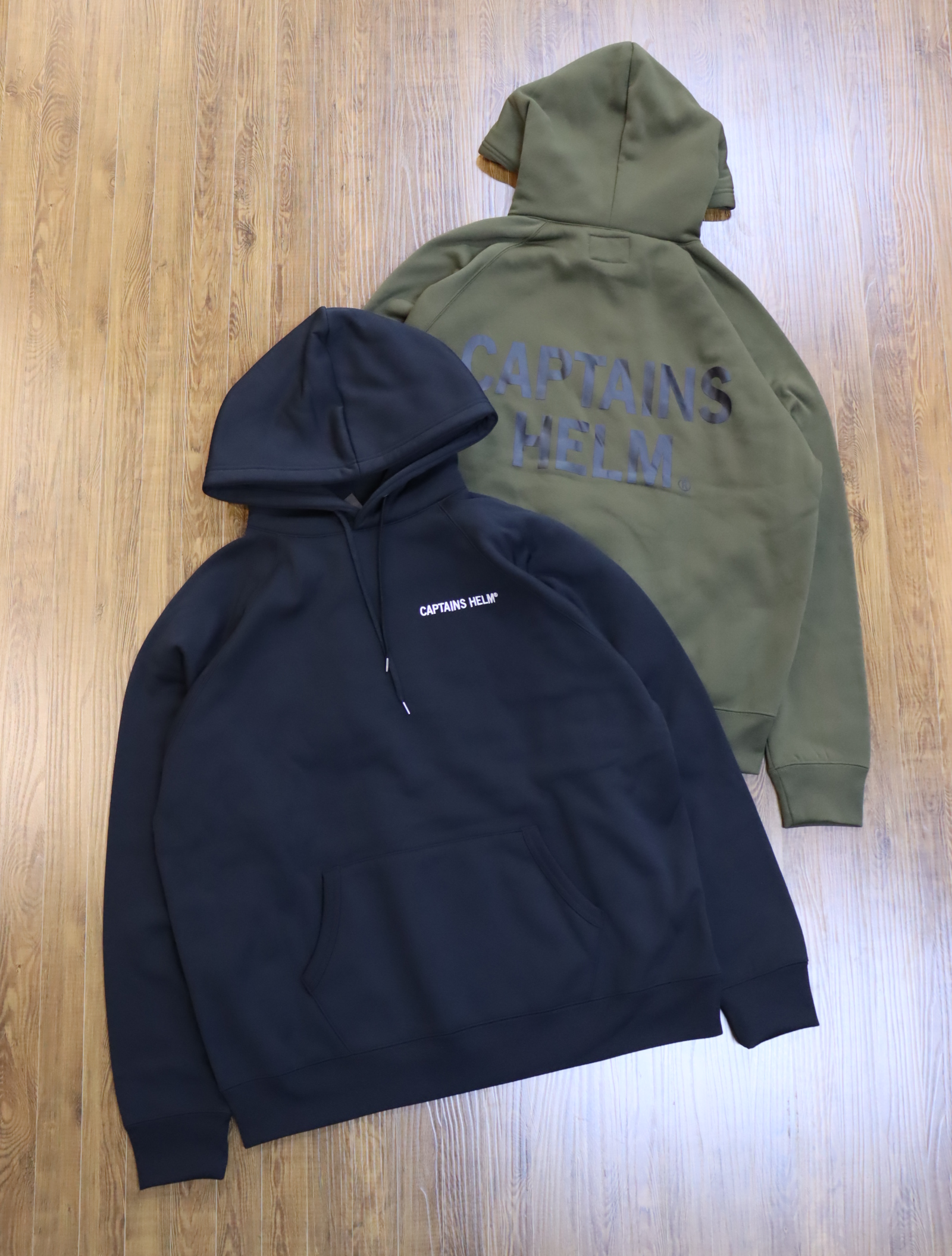 CAPTAINS HELM　　「#PLEASURE SEEKERS TECH HOODIE」  　テック プルオーバーパーカー