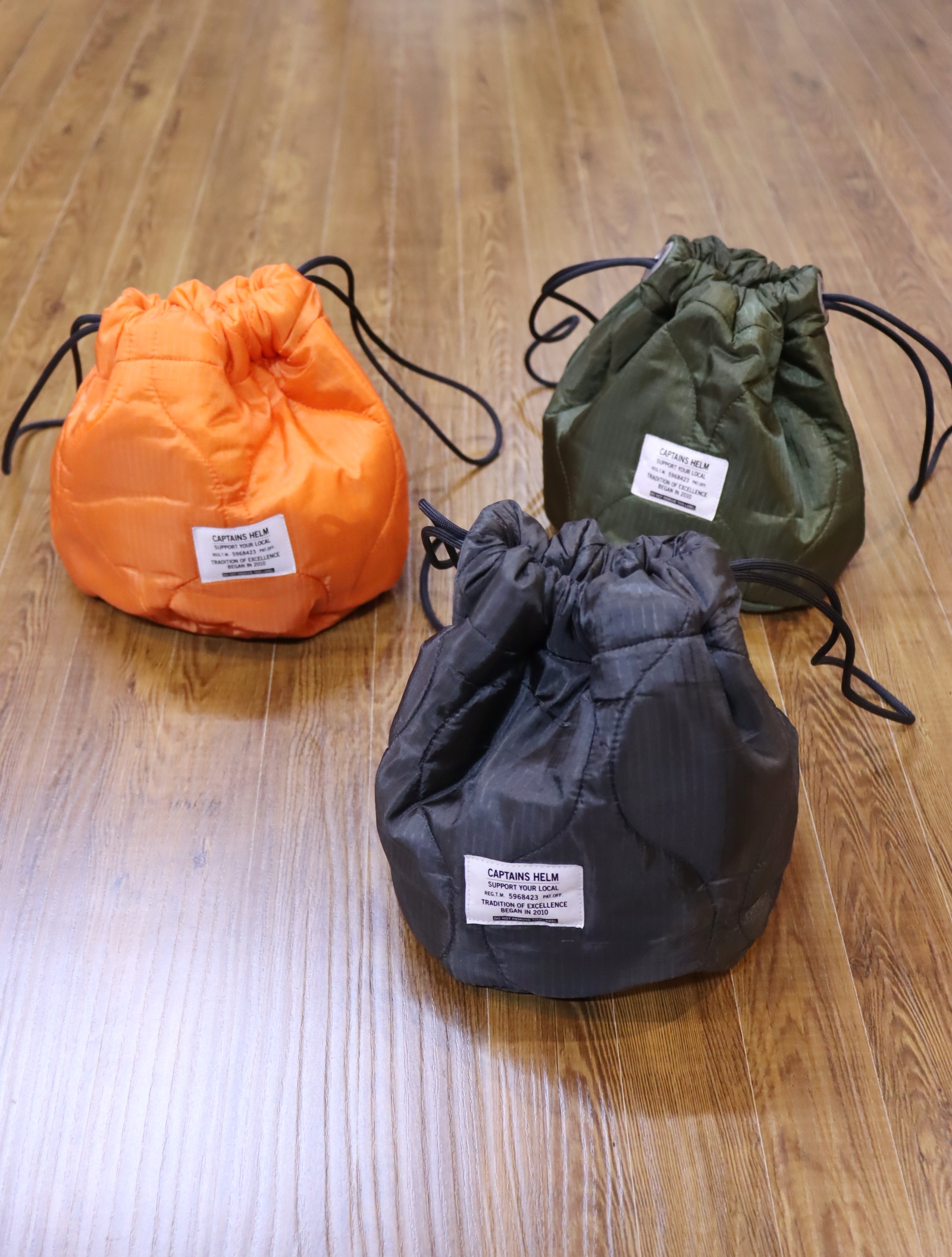 CAPTAINS HELM　　　「 #QUILTING KINCHAKU」 　ナイロンキルティング ドローストリングバッグ