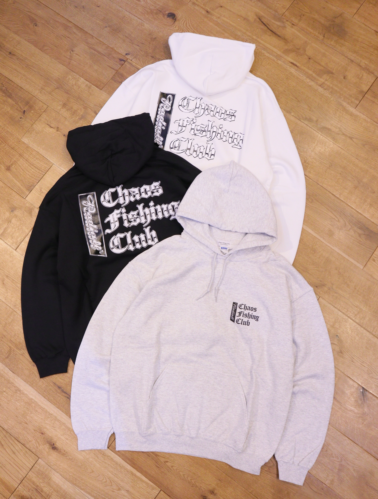 【 MASH UP 限定 】RADIALL × Chaos Fishing Club　「 CHROME LETTER - HOODIE SWEATSHIRT L/S 」　 プルオーバーパーカー