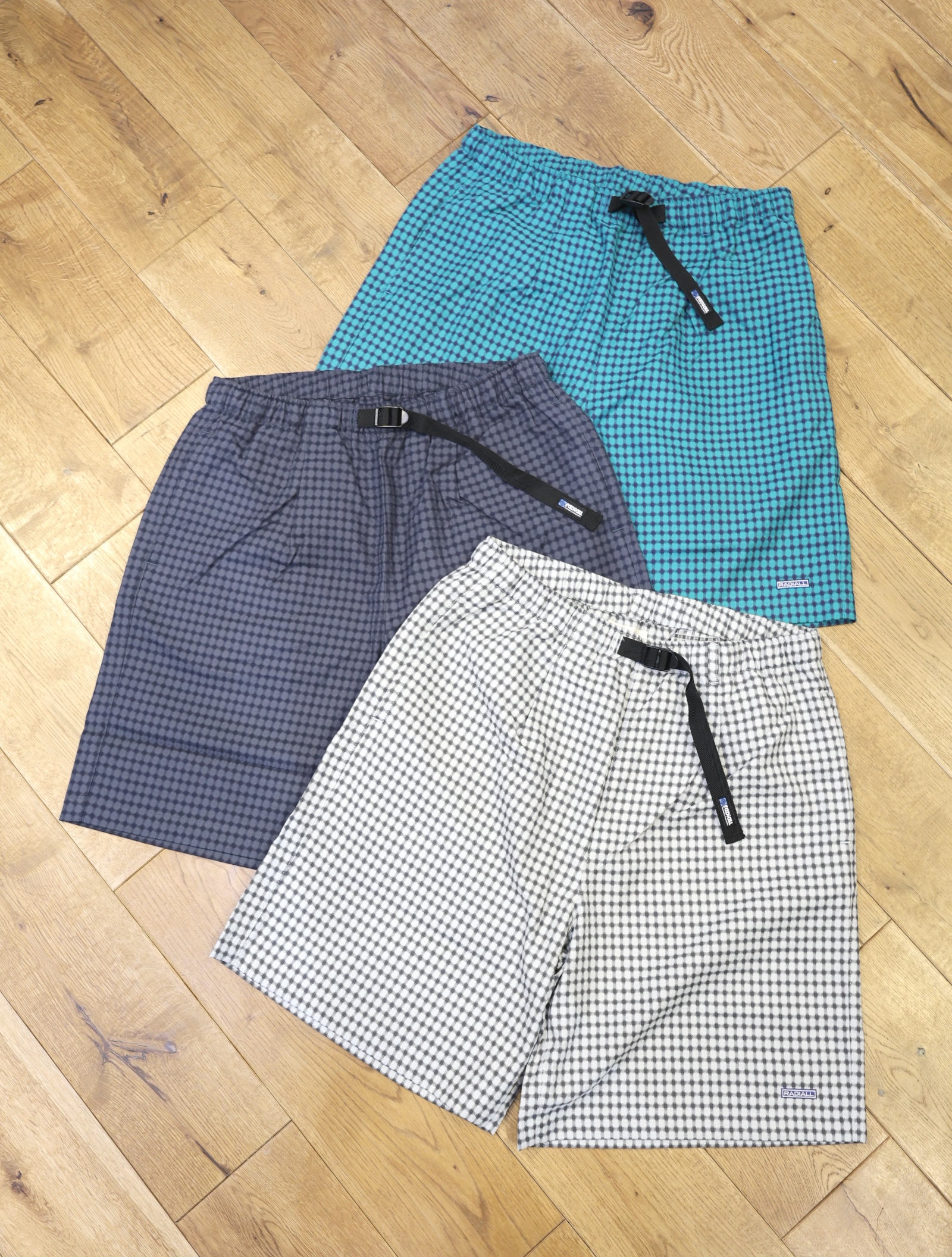 RADIALL　　「DIM - STRAIGHT FIT EASY SHORTS」　 ギンガムチェック ワンタックイージーショーツ