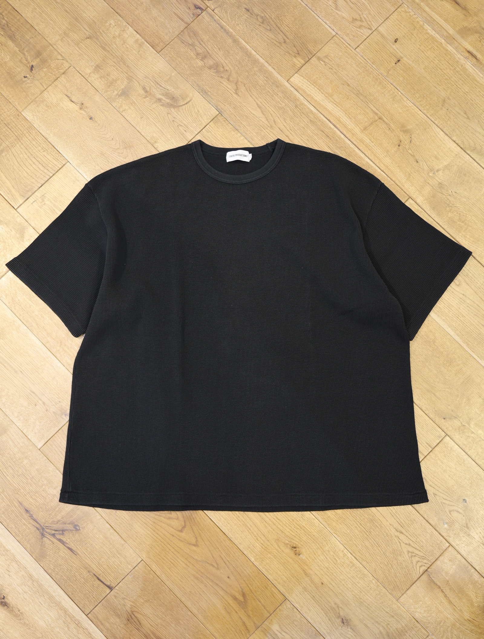 COOTIE　「Degreasing Rough Waffle S/S Tee」　ワイドシルエット ワッフルティーシャツ
