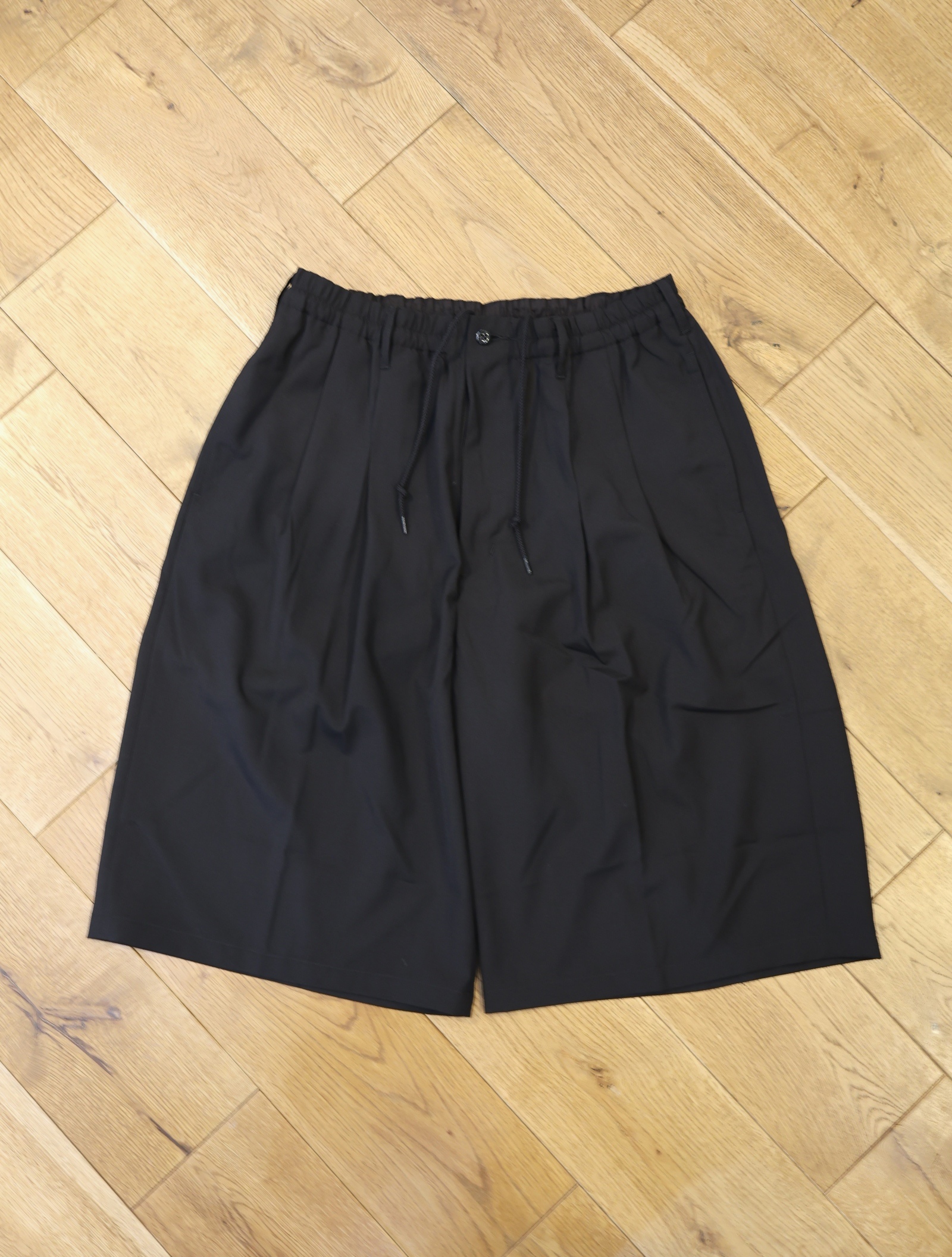 COOTIE　「T/W 2 Tuck Easy Shorts <PLAIN>」　2タック イージーショーツ