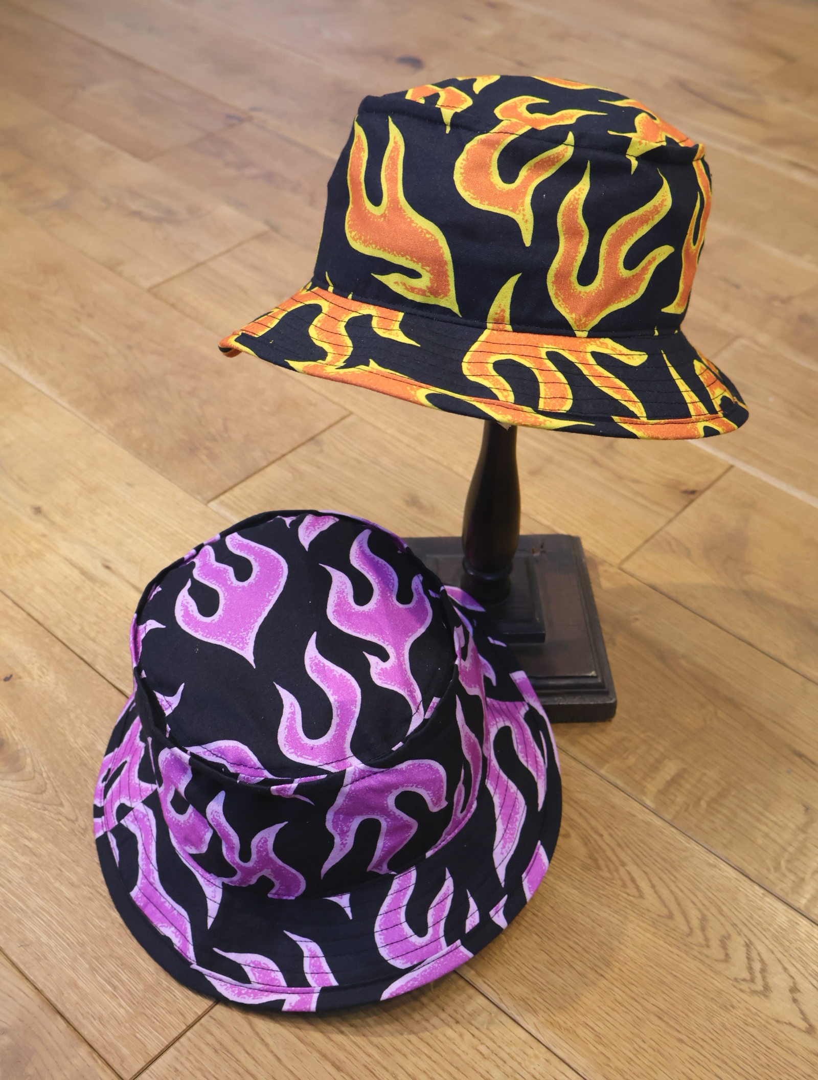 CHALLENGER　「FIRE HAT」　バケットハット