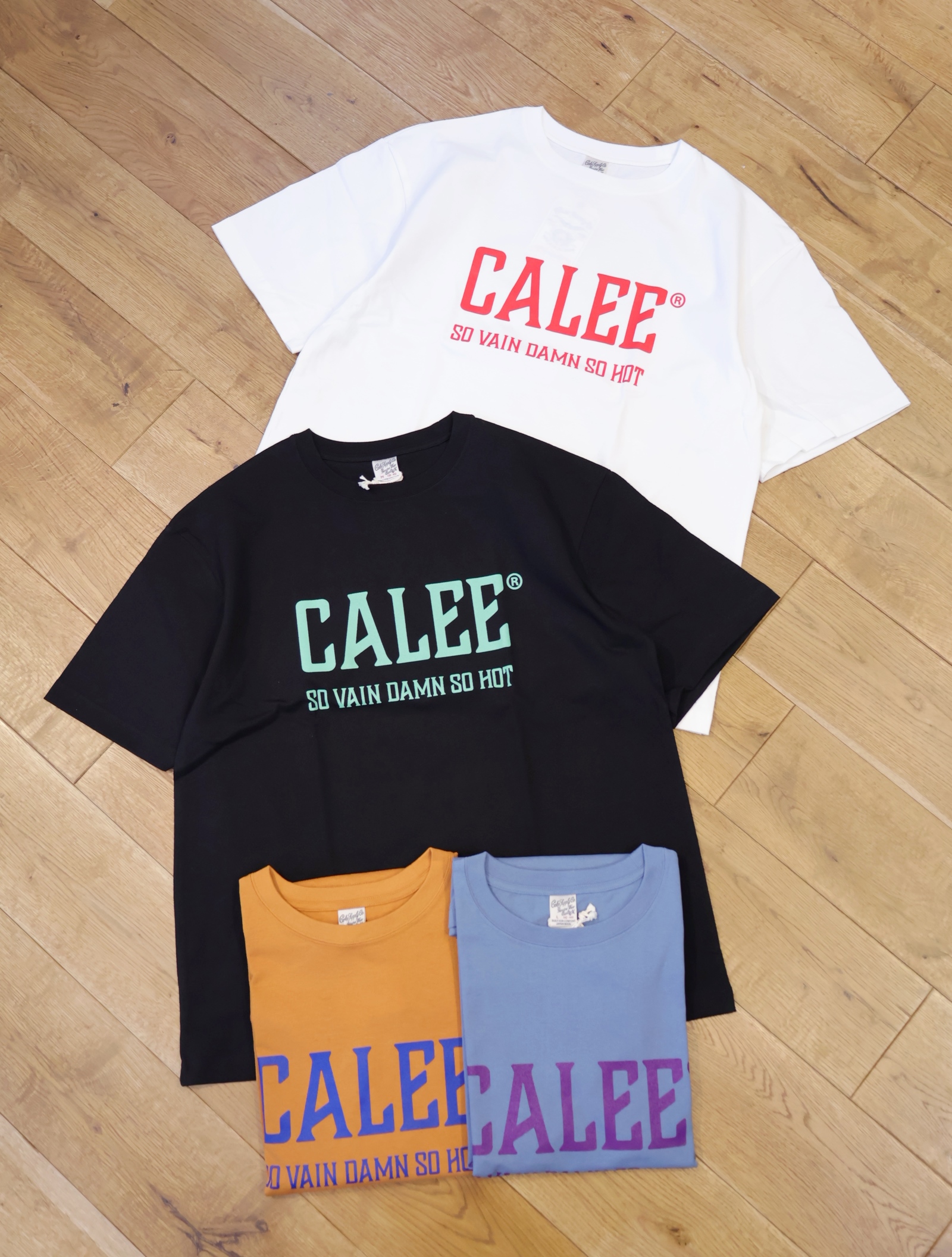 CALEE　　「VINTAGE TYPE CALEE NATIONAL LOGO S/S TEE」　　ドロップショルダープリントティーシャツ