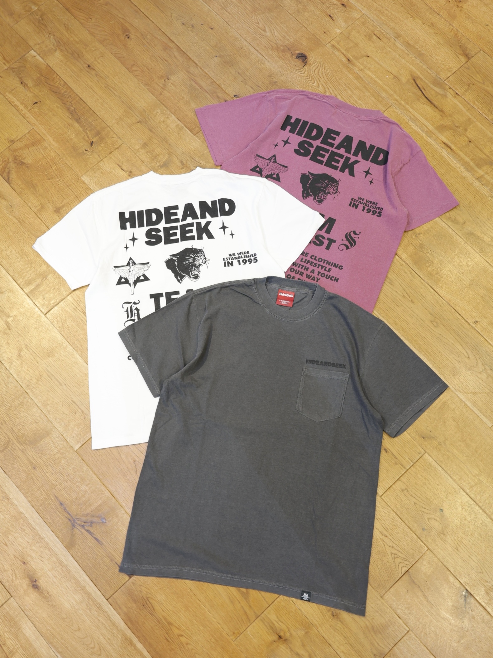 Hide and Seek　「Team Pocket S/S Tee」　プリントポケットティーシャツ