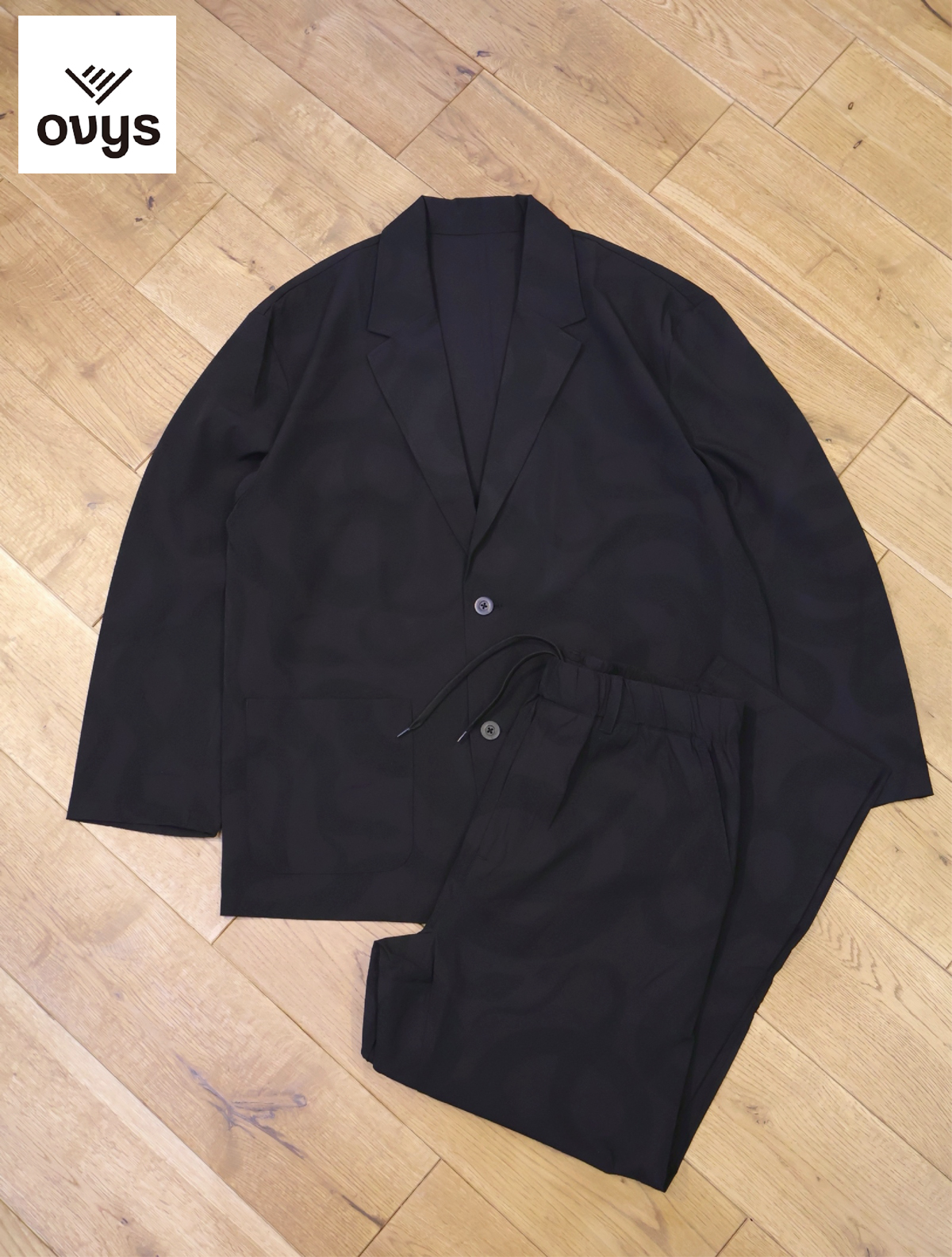 CALEE　　「× OVYS SNAKE PATTERN NYLON T/T JACKET & PANTS」　　ナイロンテーラードジャケット & イージーパンツ