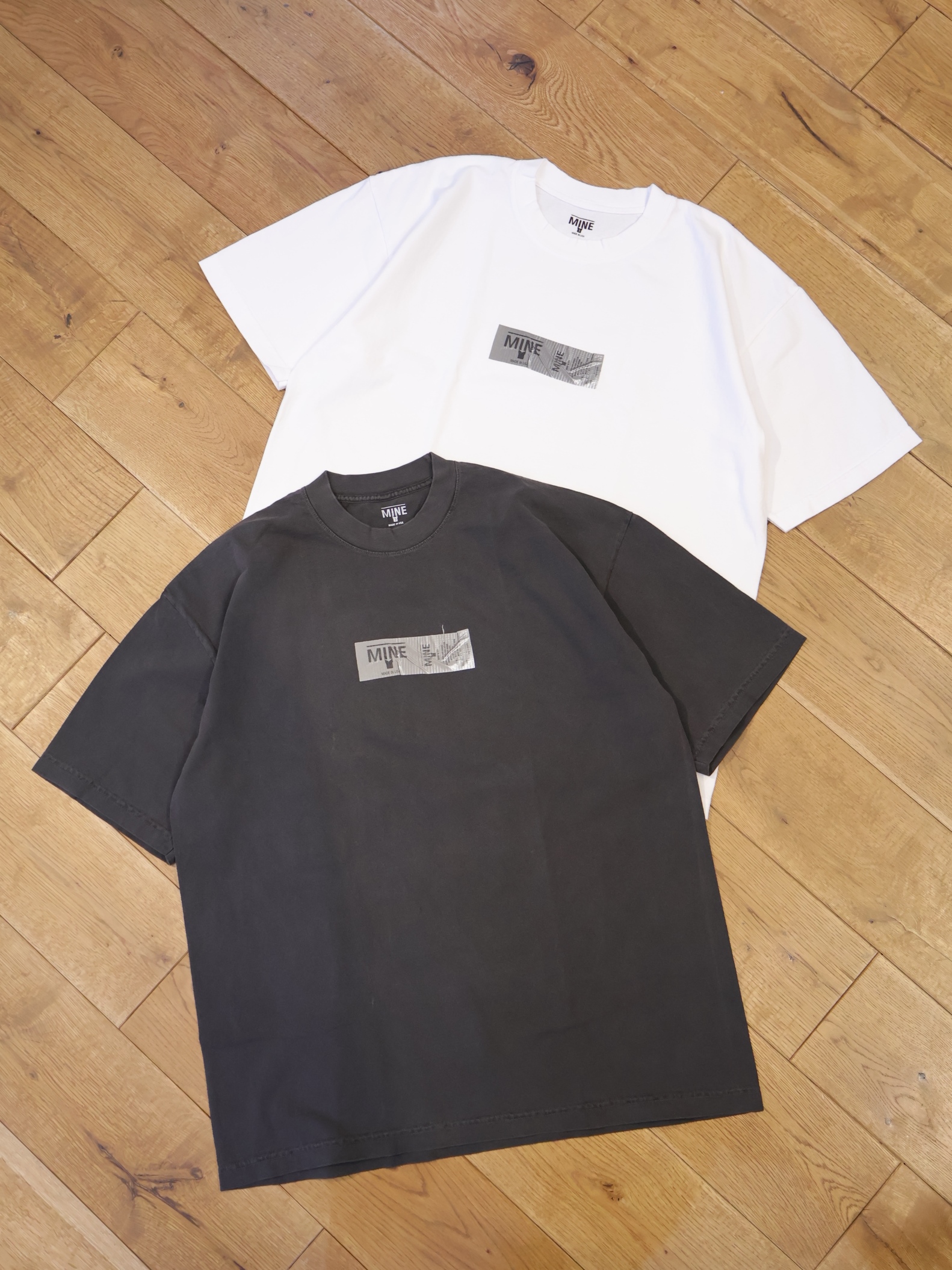 MINE 　 「Duck Tape S/S Shirt」　プリントティーシャツ