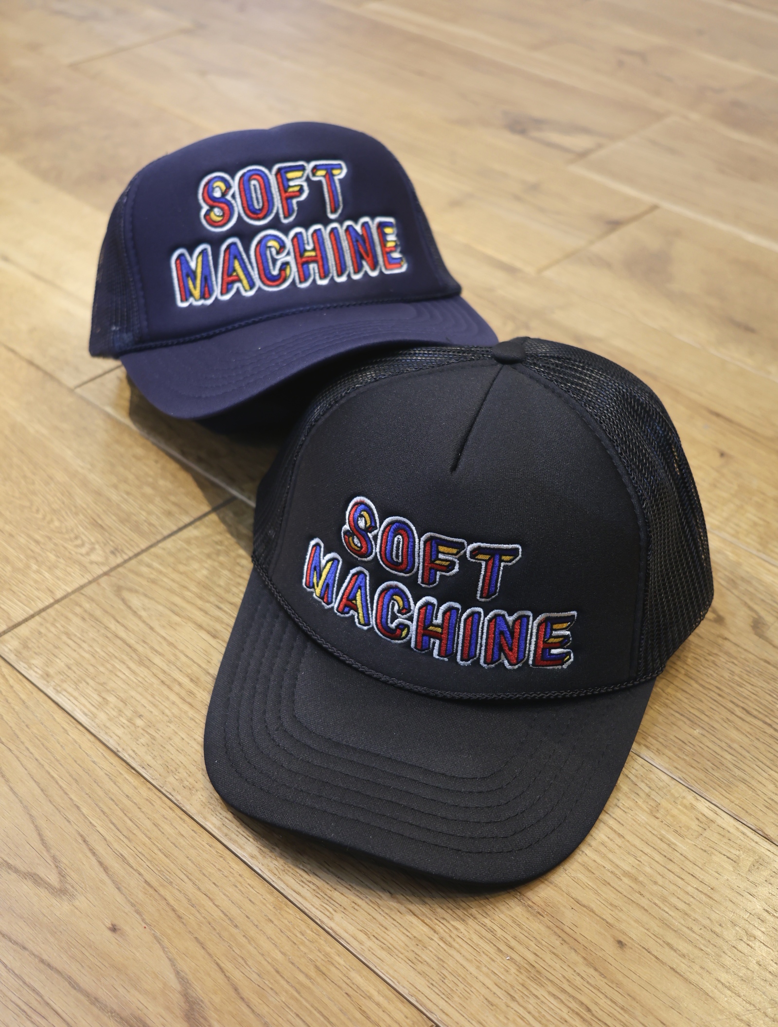 SOFTMACHINE　　「MULTIPLE LOGO CAP」　メッシュキャップ