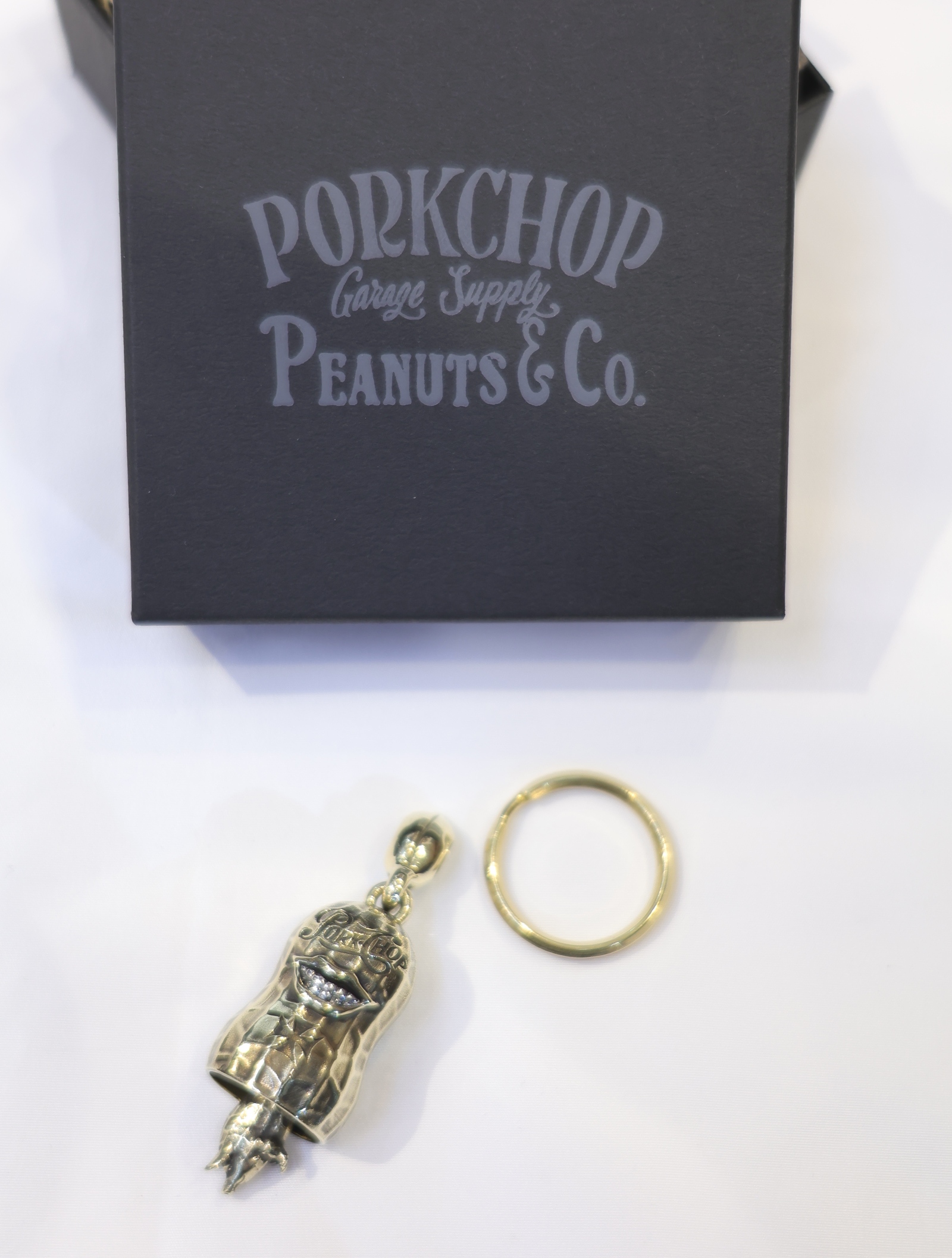Peanuts&Co × PORKCHOP GARAGE SUPPLY 　「P's Guardian Bell 2nd BRASS」 　BRASS製 ガーディアンベル