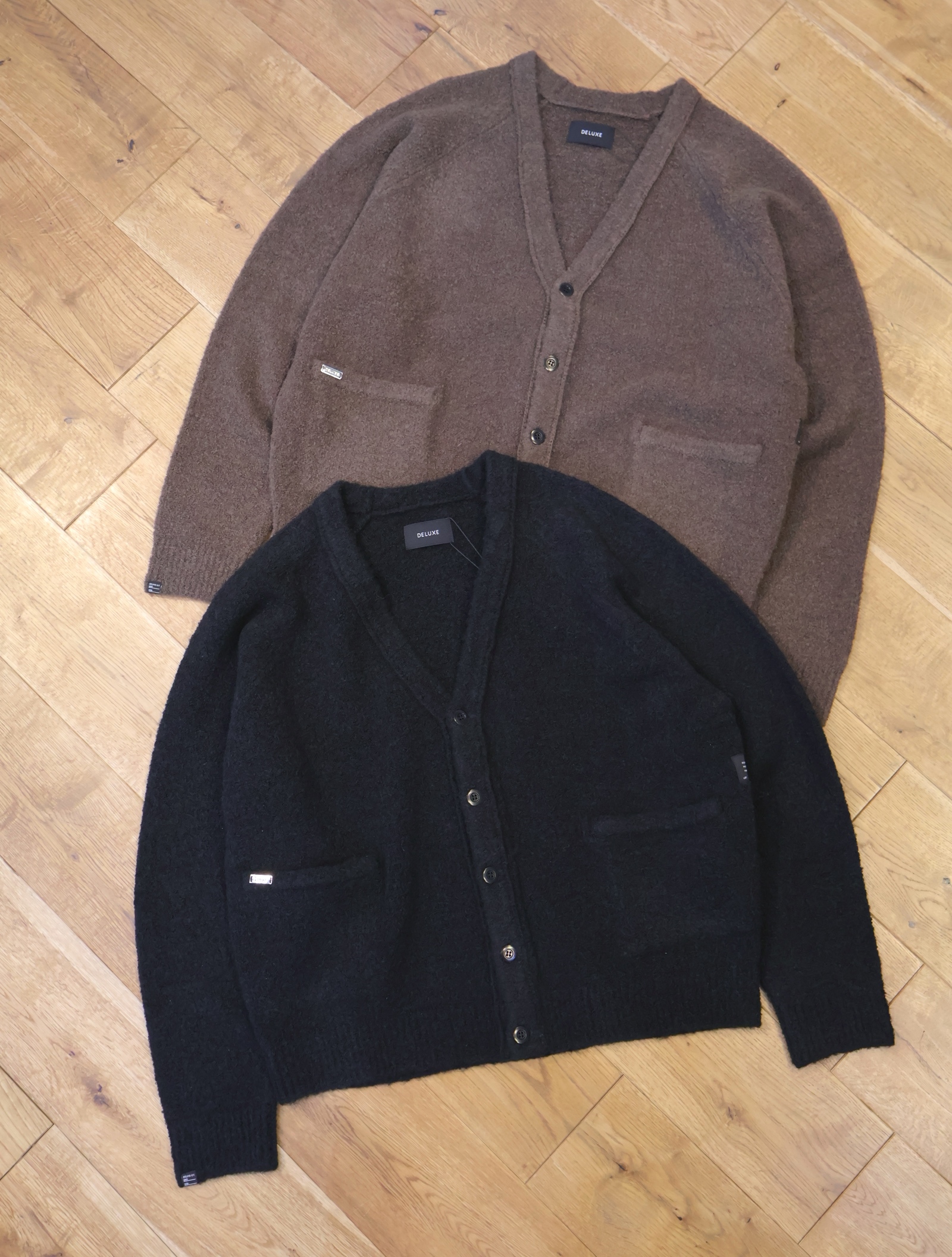 DELUXE 　「SNAKEDRIVER」　ニットカーディガン